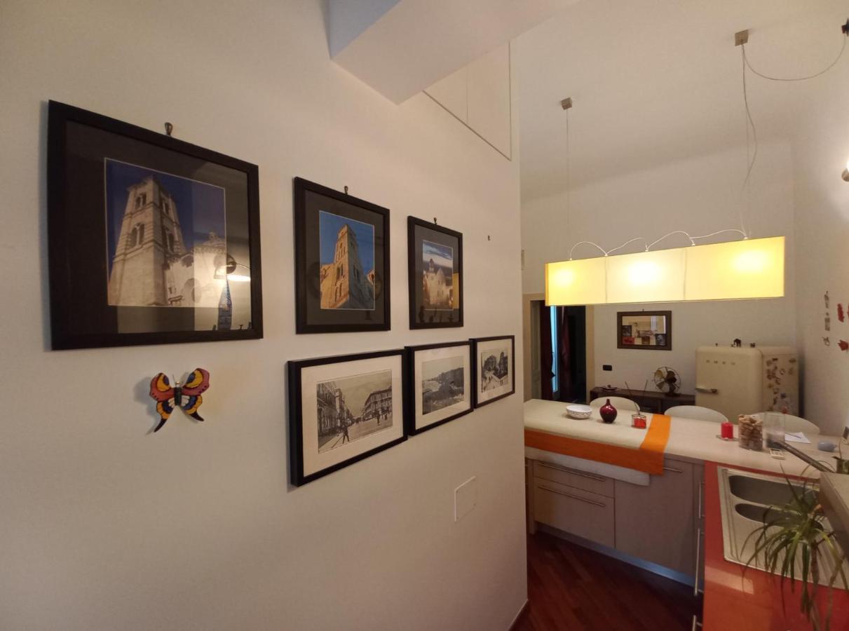 Interno10 Apartment Bari Bagian luar foto