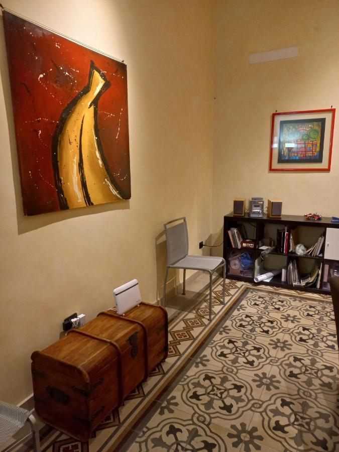 Interno10 Apartment Bari Bagian luar foto