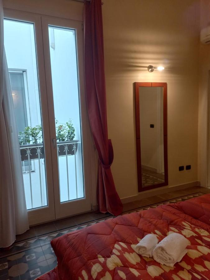 Interno10 Apartment Bari Bagian luar foto